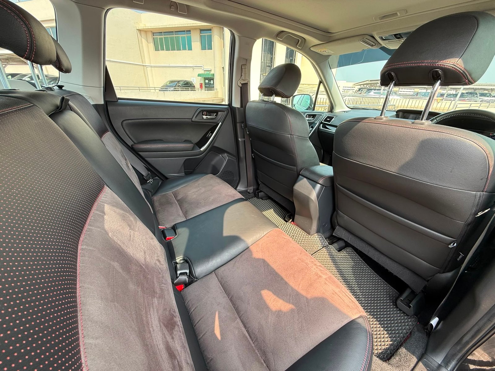 Subaru Forester 2.0i-L AWD photo 8
